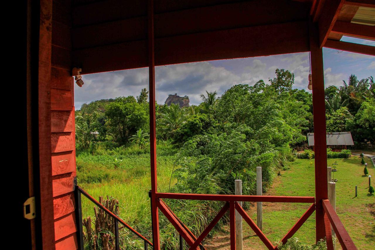 Sigiri Royal Point Tree House Hotel สิกิริยา ภายนอก รูปภาพ